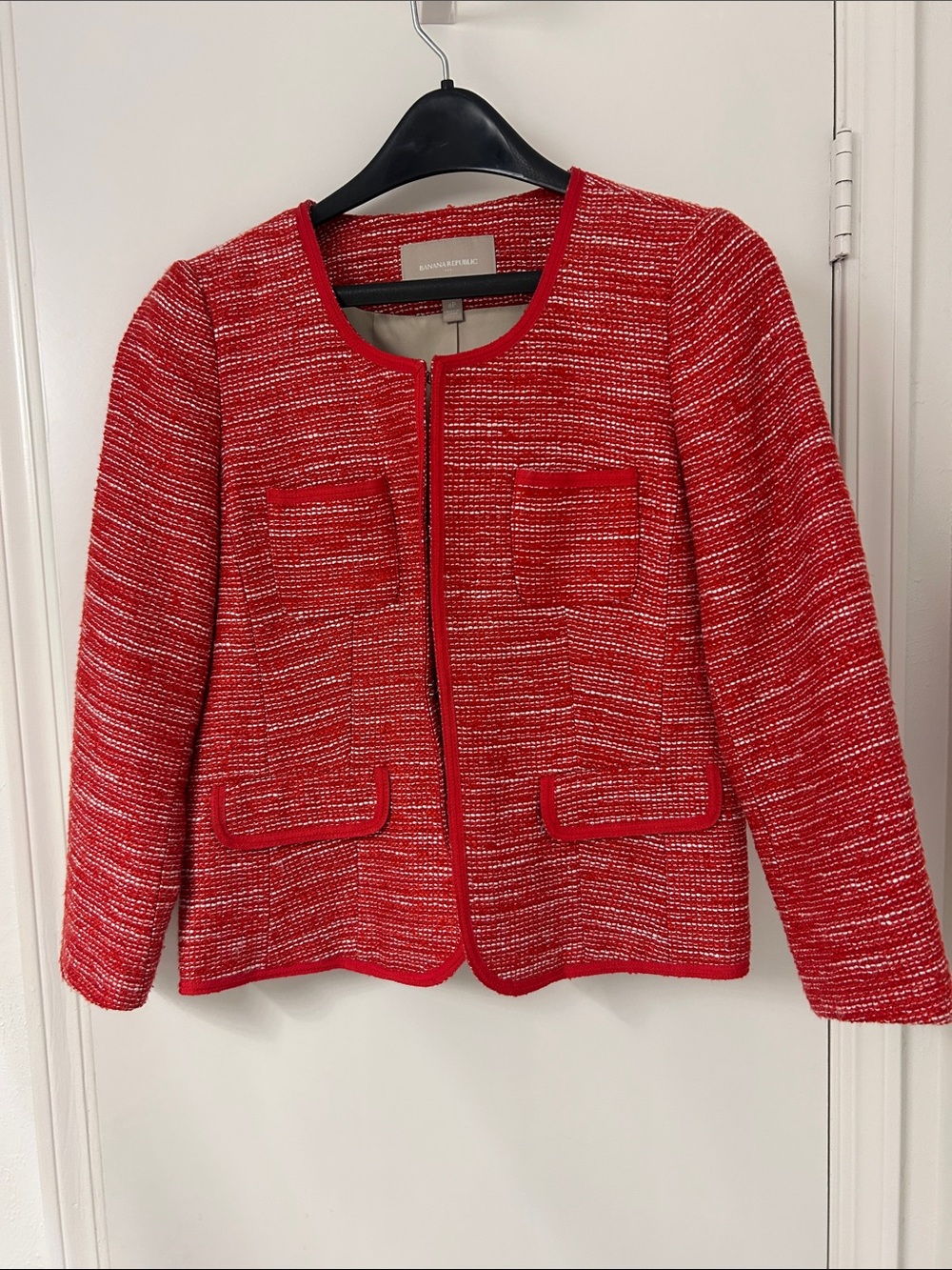 Banana Republic Red Tweed Collarless Blazer. Size 8P